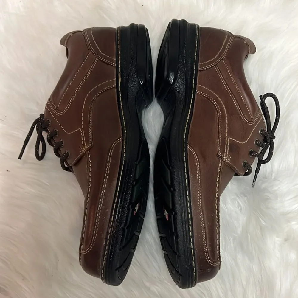 Johnston & Murphy Colvard Moc Toe XC4 Mahogany Leather Loafer‎ Size 9 B27